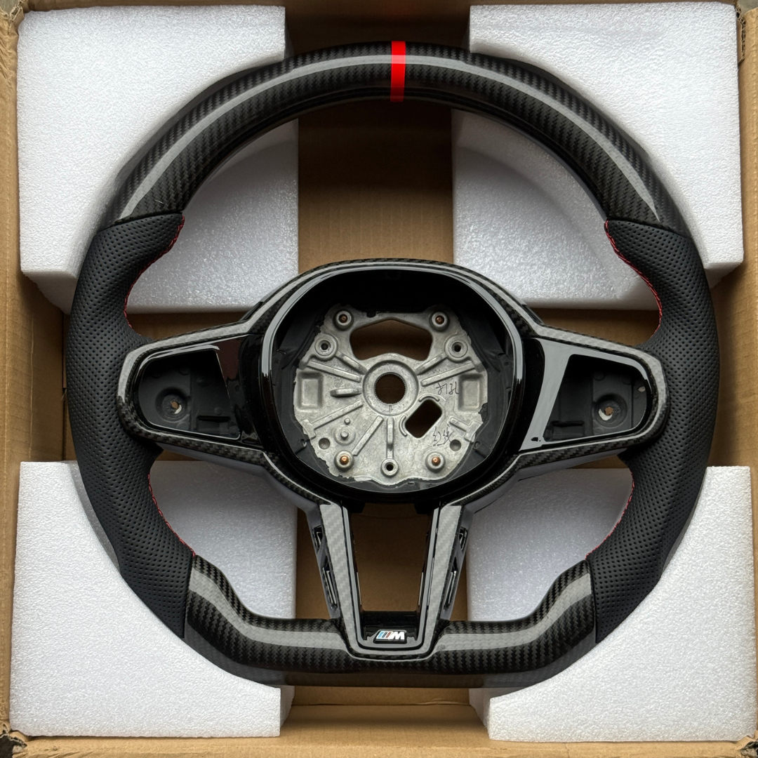 G Series LCI Carbon steering wheel