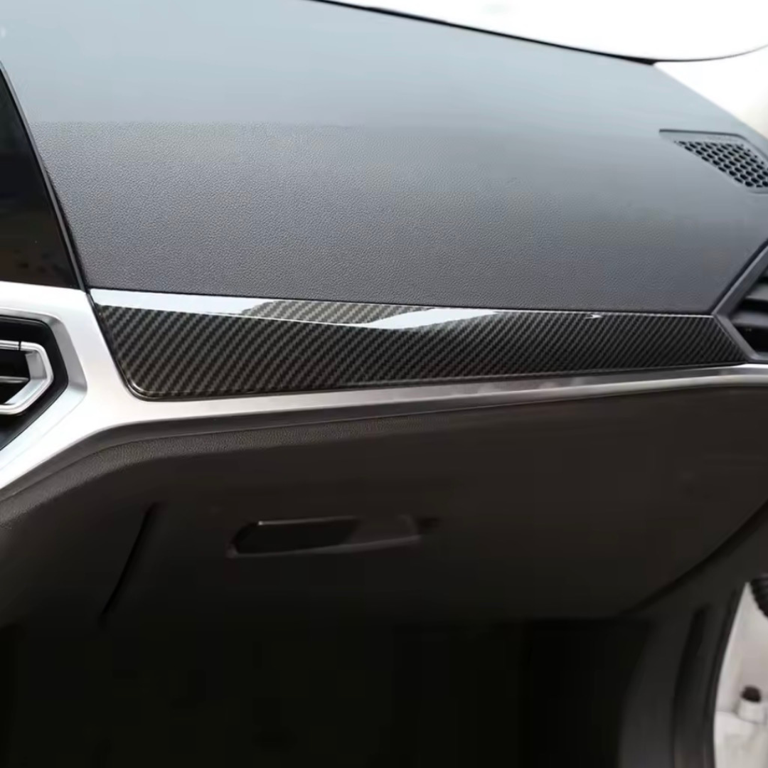 G Series Carbon interior trims